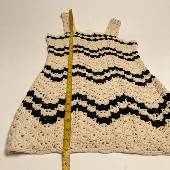 VICI Crochet Zigzag Pattern mini Dress medium black cream vacation swim beach - Picture 6 of 10